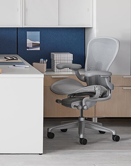 cubicles with privacy walls